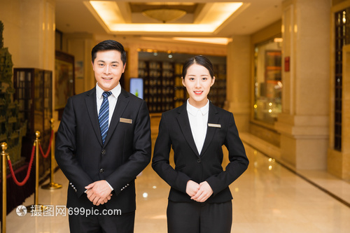 酒店管理服務人員形象與餐飲管理的融合藝術(shù)